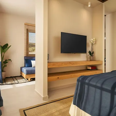 Sewelo - Beachfront Boutique Appart hôtel Skinária