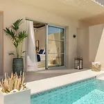 Sewelo - Beachfront Boutique 아파트호텔 Skinária