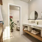 Sewelo - Beachfront Boutique 아파트호텔 Skinária