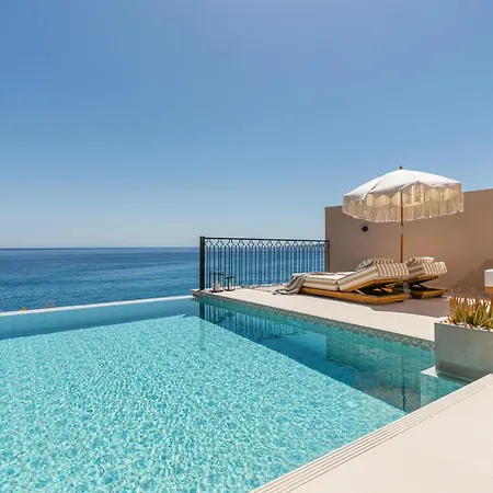 Sewelo - Beachfront Boutique * Skinaria