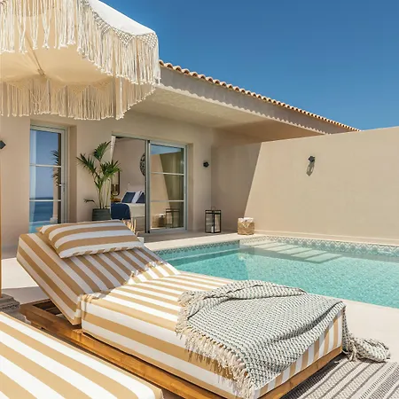 Sewelo - Beachfront Boutique Skinaria